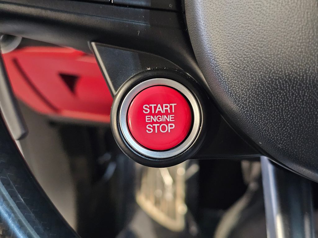 Thumbnail: 2018 Alfa Romeo Stelvio - 25