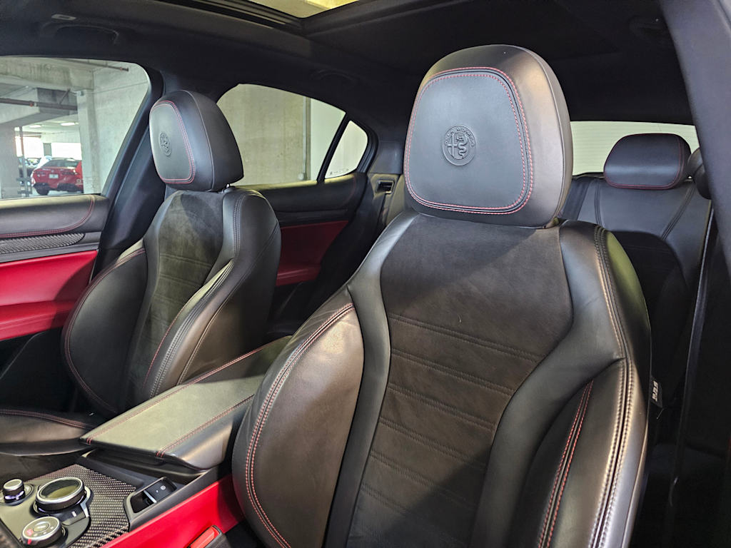 Thumbnail: 2018 Alfa Romeo Stelvio - 12