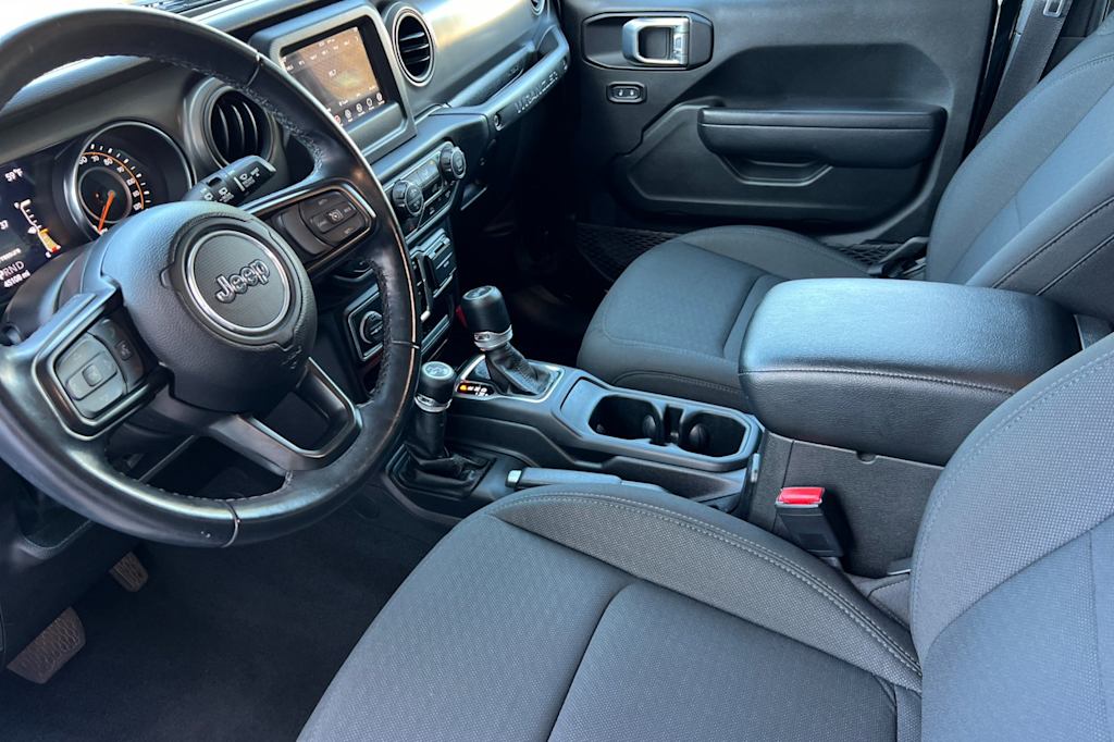 Thumbnail: 2022 Jeep Wrangler - 10