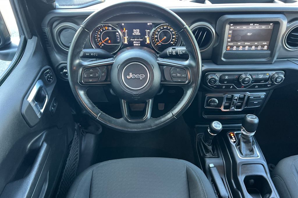 Thumbnail: 2022 Jeep Wrangler - 9