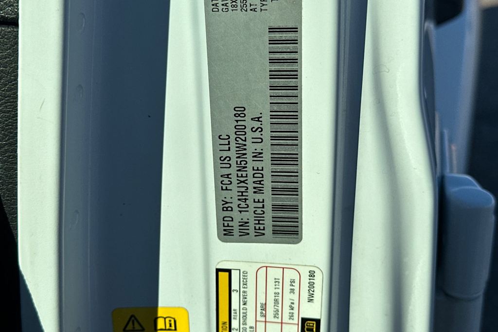 Thumbnail: 2022 Jeep Wrangler - 17