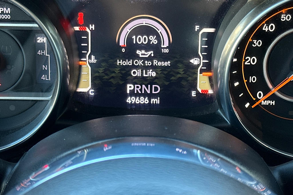 Thumbnail: 2022 Jeep Wrangler - 28