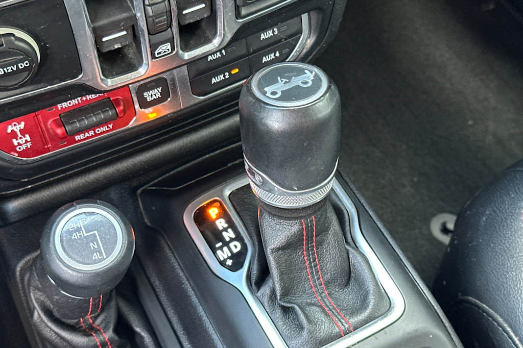 Thumbnail: 2018 Jeep Wrangler - 15