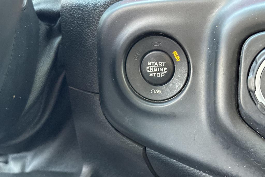 Thumbnail: 2018 Jeep Wrangler - 28