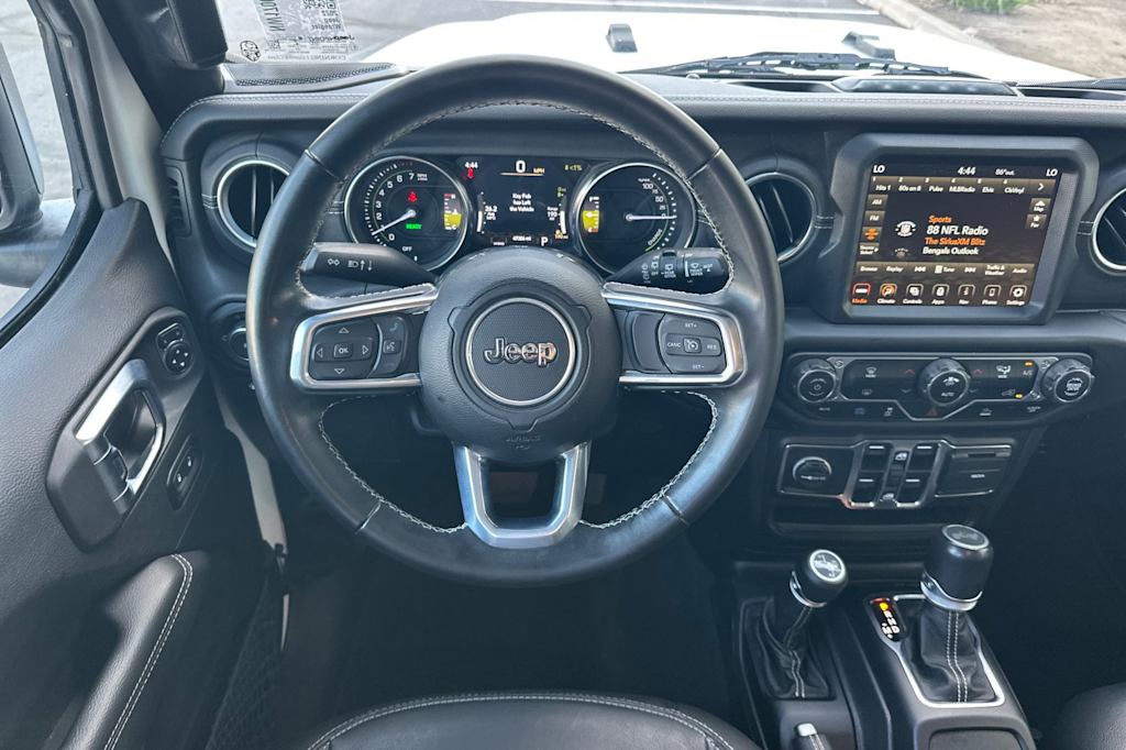 Thumbnail: 2022 Jeep Wrangler - 9