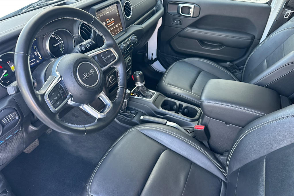Thumbnail: 2022 Jeep Wrangler - 10