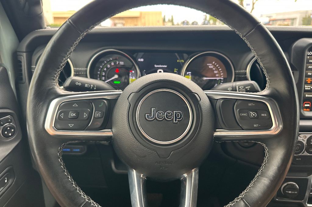 Thumbnail: 2023 Jeep Wrangler - 28