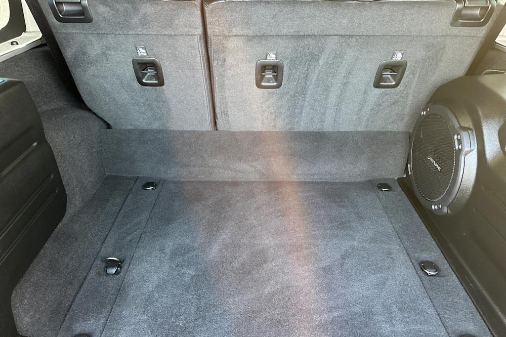 Thumbnail: 2021 Jeep Wrangler - 18