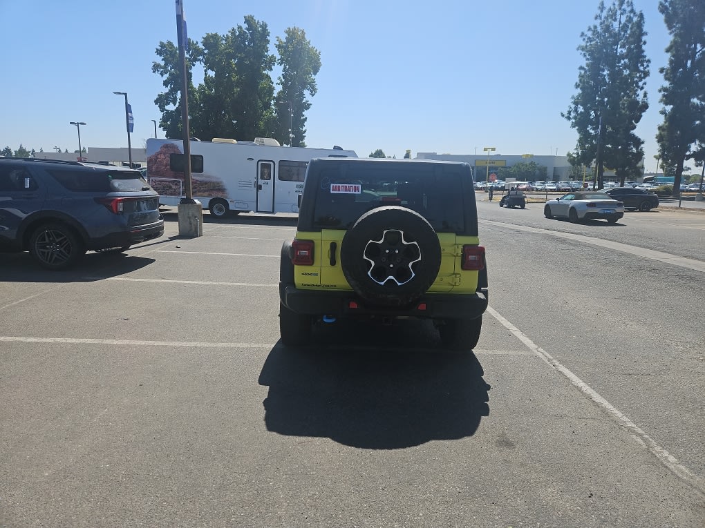 Thumbnail: 2022 Jeep Wrangler - 17