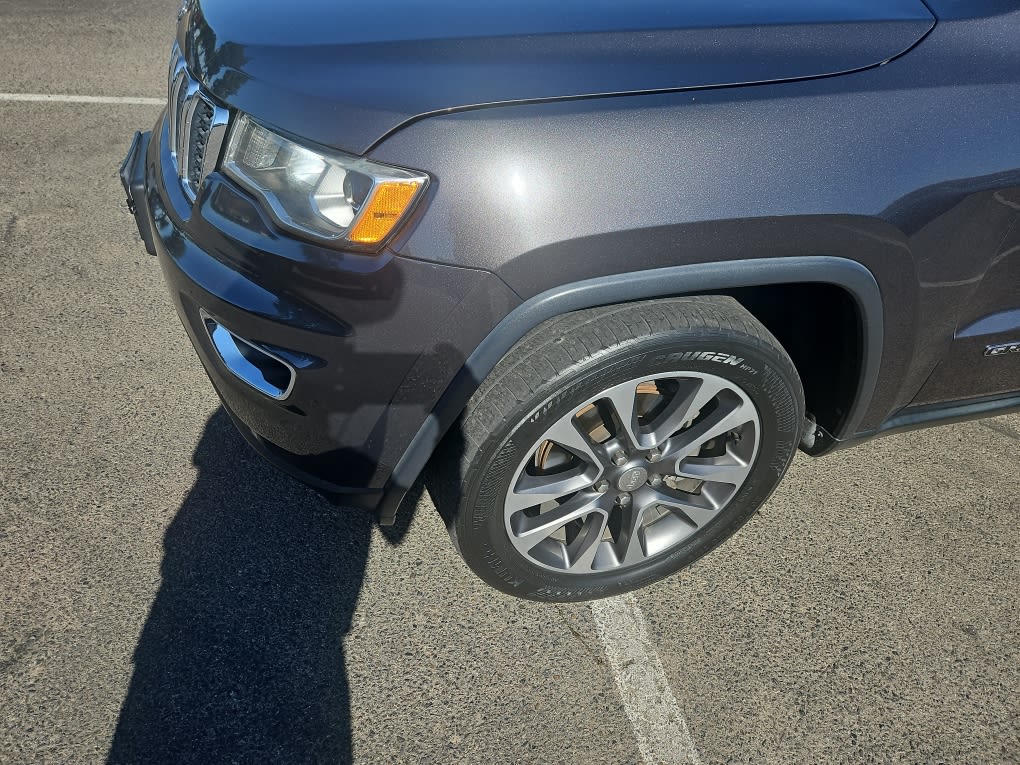Thumbnail: 2018 Jeep Grand Cherokee - 18