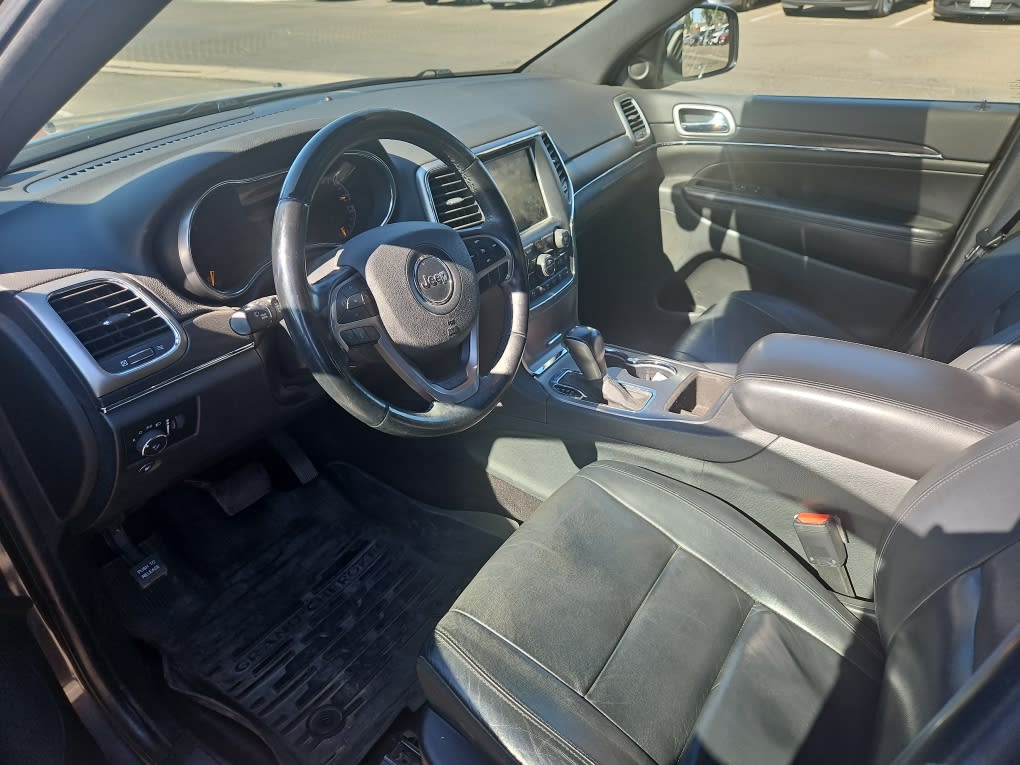 Thumbnail: 2018 Jeep Grand Cherokee - 11