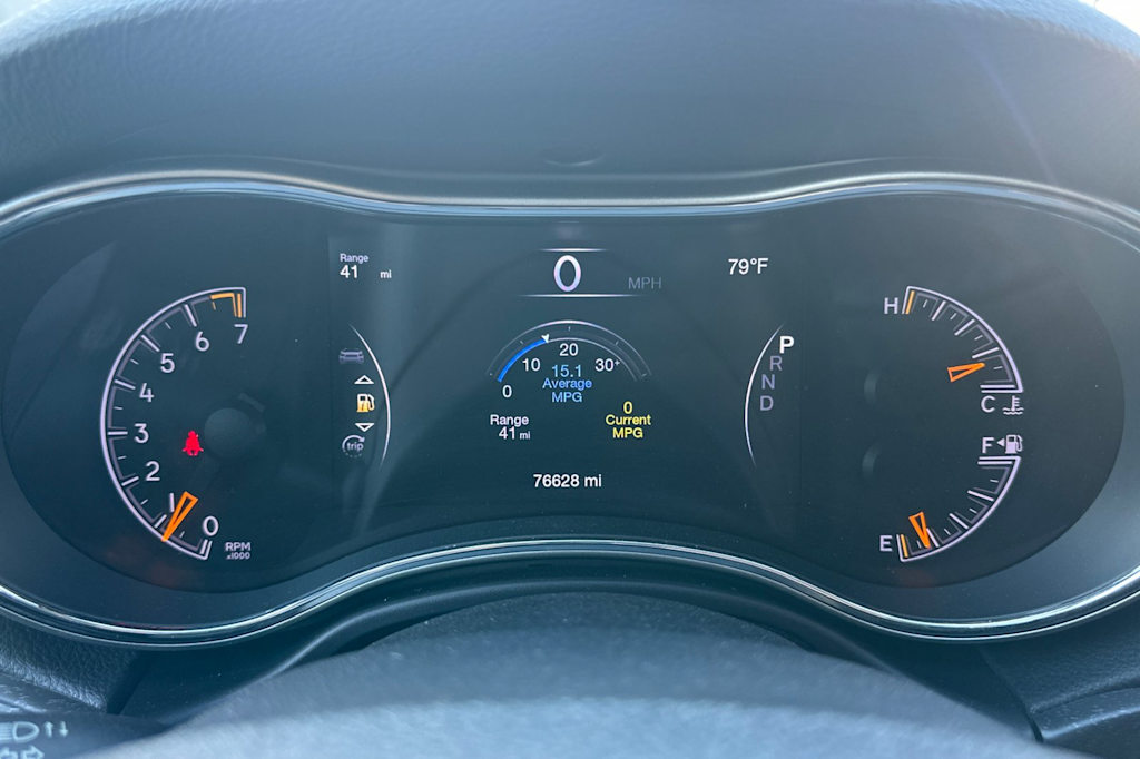 Thumbnail: 2018 Jeep Grand Cherokee - 16