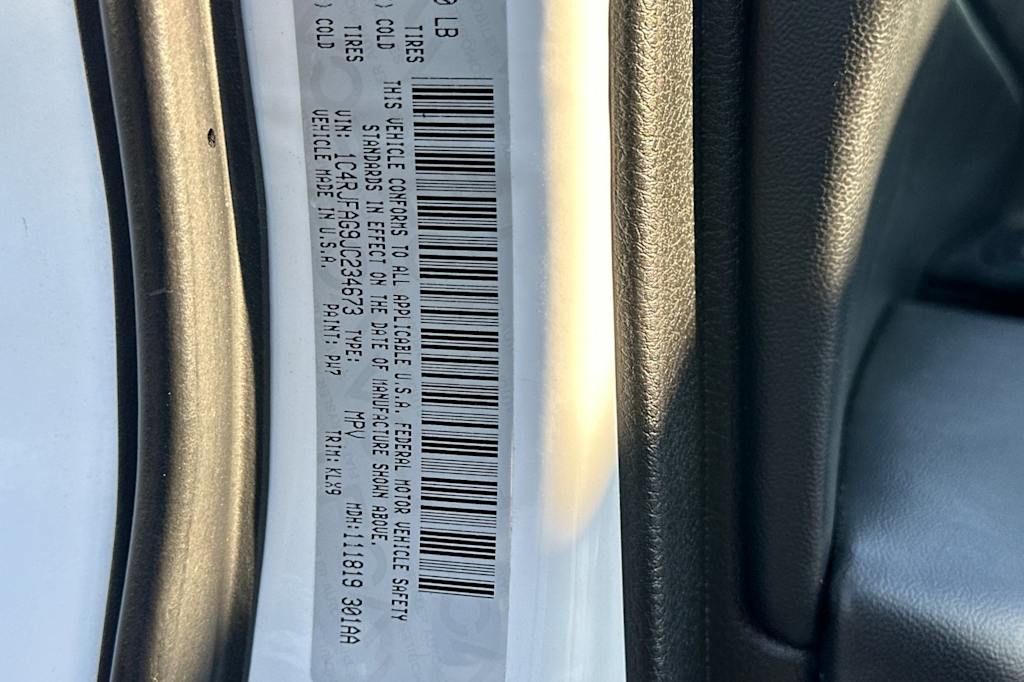 Thumbnail: 2018 Jeep Grand Cherokee - 29