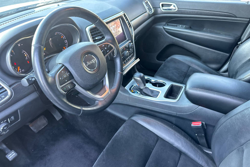 Thumbnail: 2018 Jeep Grand Cherokee - 9