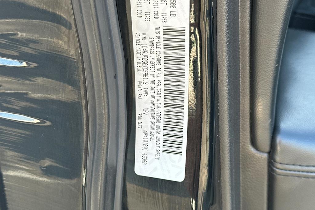 Thumbnail: 2019 Jeep Grand Cherokee - 17