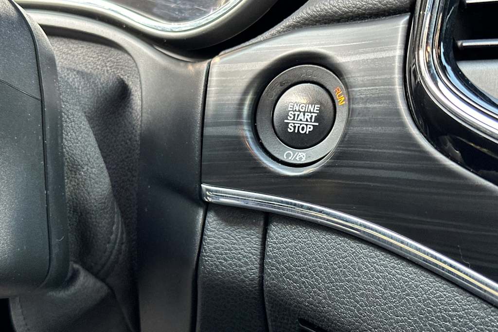 Thumbnail: 2019 Jeep Grand Cherokee - 26