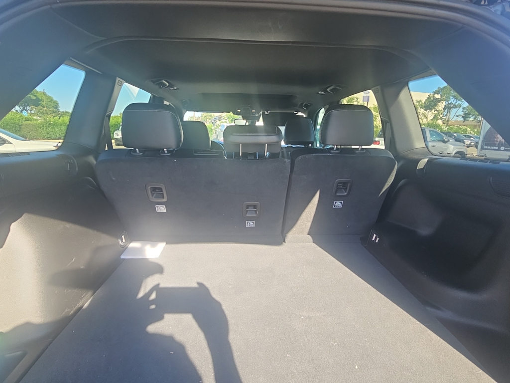Thumbnail: 2023 Jeep Grand Cherokee - 10
