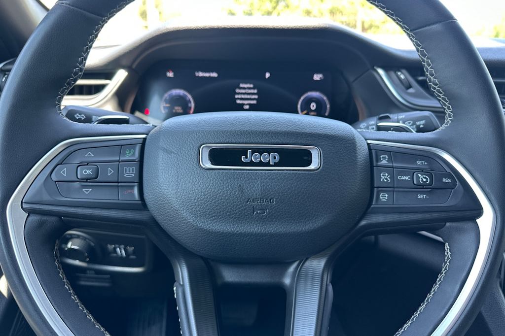 Thumbnail: 2023 Jeep Grand Cherokee - 27