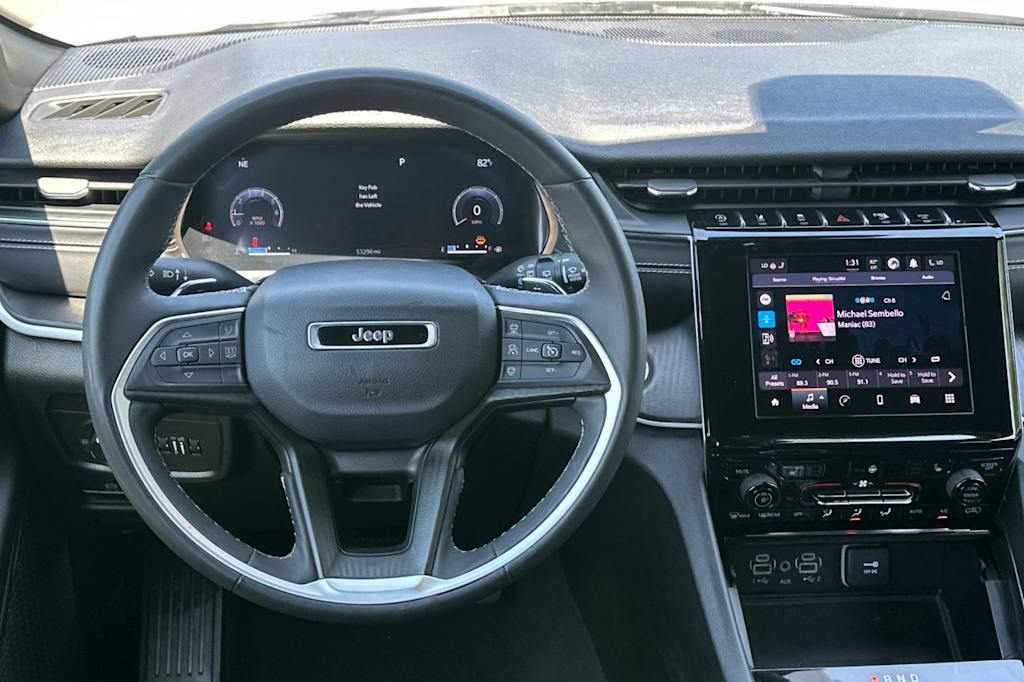 Thumbnail: 2023 Jeep Grand Cherokee - 12