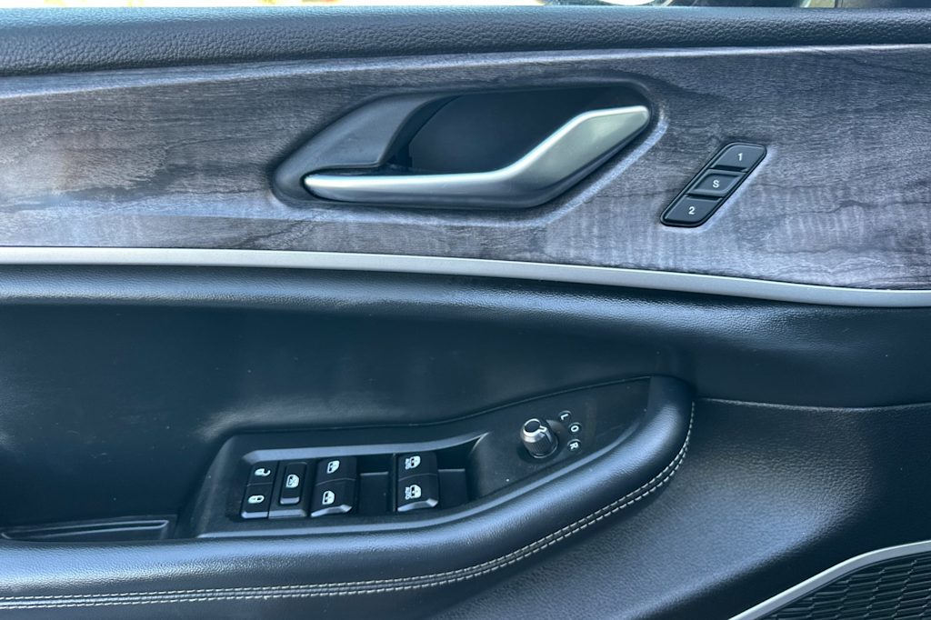 Thumbnail: 2021 Jeep Grand Cherokee L - 19