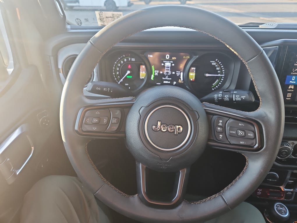 Thumbnail: 2024 Jeep Wrangler - 20