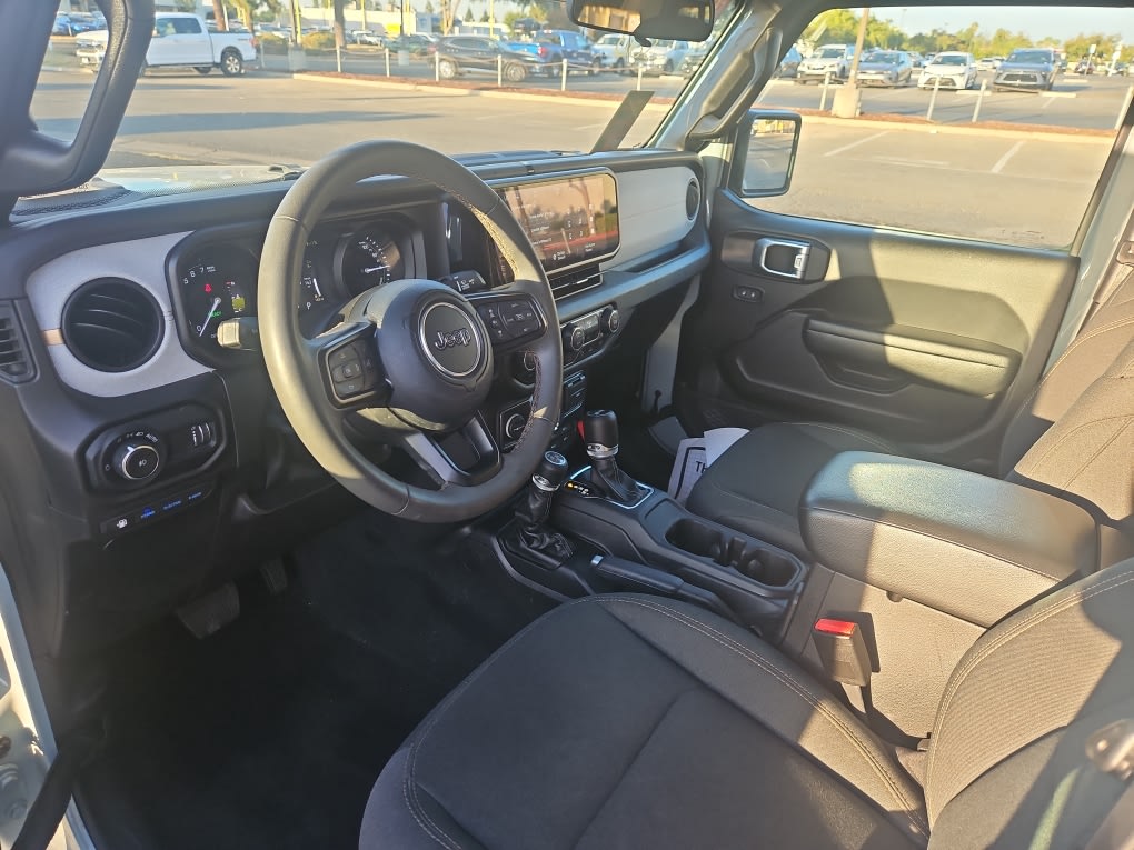 Thumbnail: 2024 Jeep Wrangler - 12