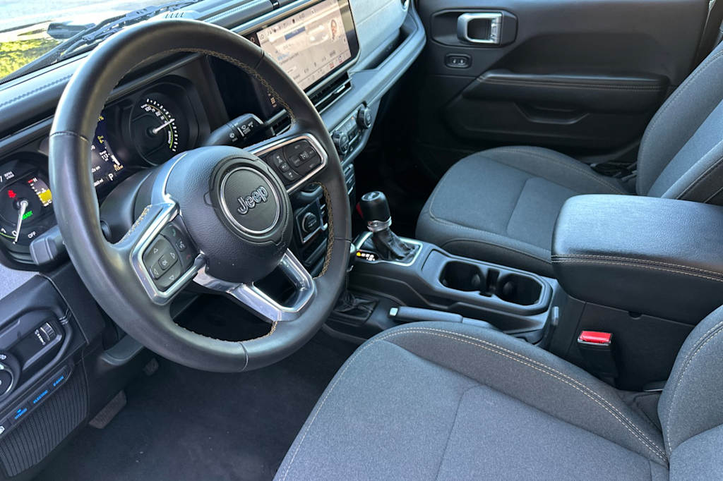 Thumbnail: 2024 Jeep Wrangler - 9