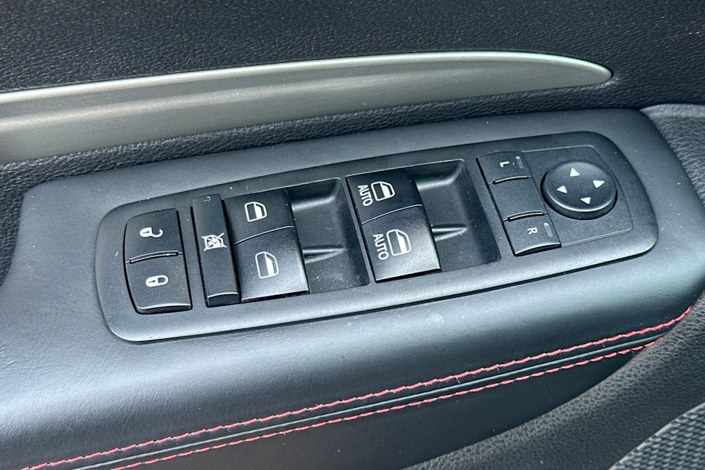 Thumbnail: 2017 Dodge Durango - 22