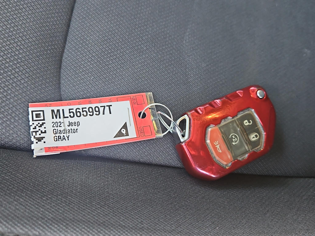 Thumbnail: 2021 Jeep Gladiator - 14