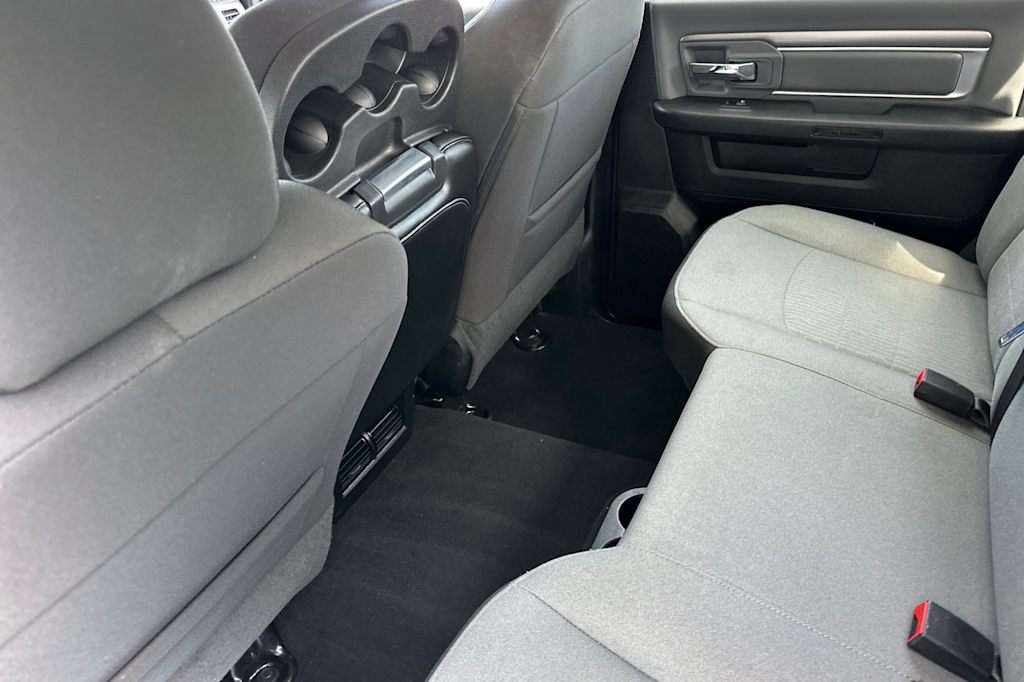 2022 RAM 1500 SLT 12