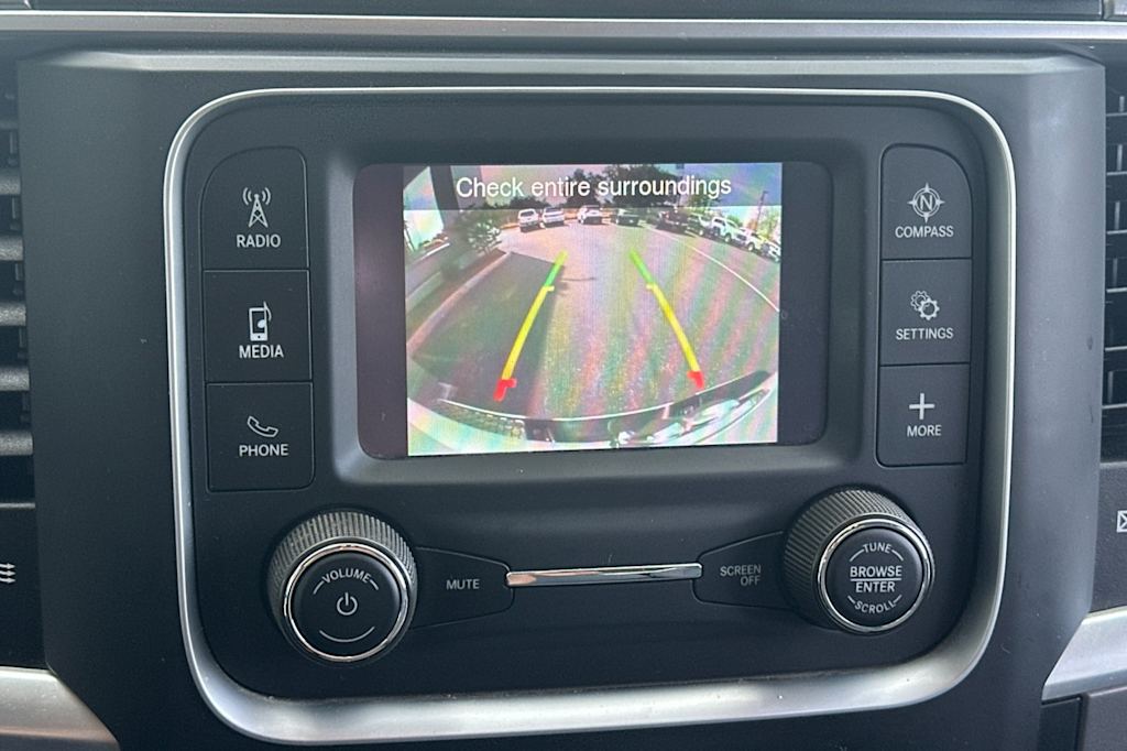 2022 RAM 1500 SLT 23