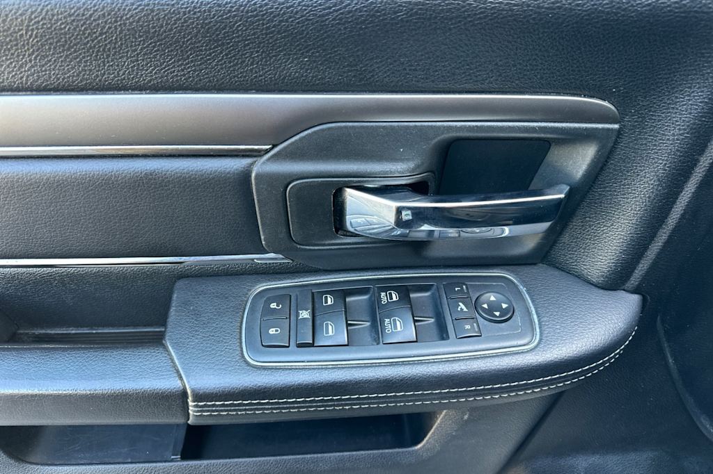 Thumbnail: 2017 RAM 1500 - 21