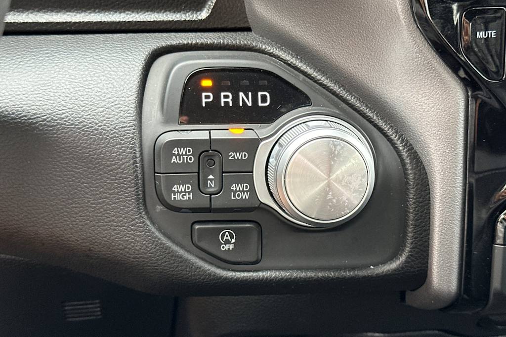 Thumbnail: 2025 RAM 1500 - 26