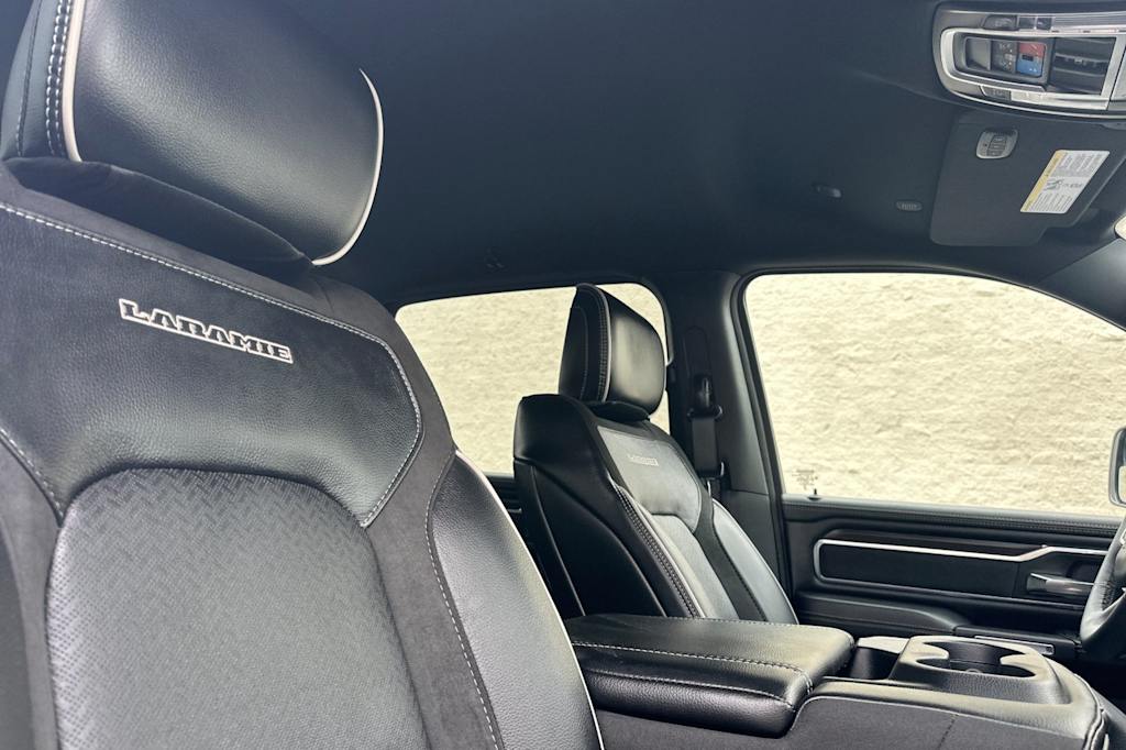 Thumbnail: 2025 RAM 1500 - 10