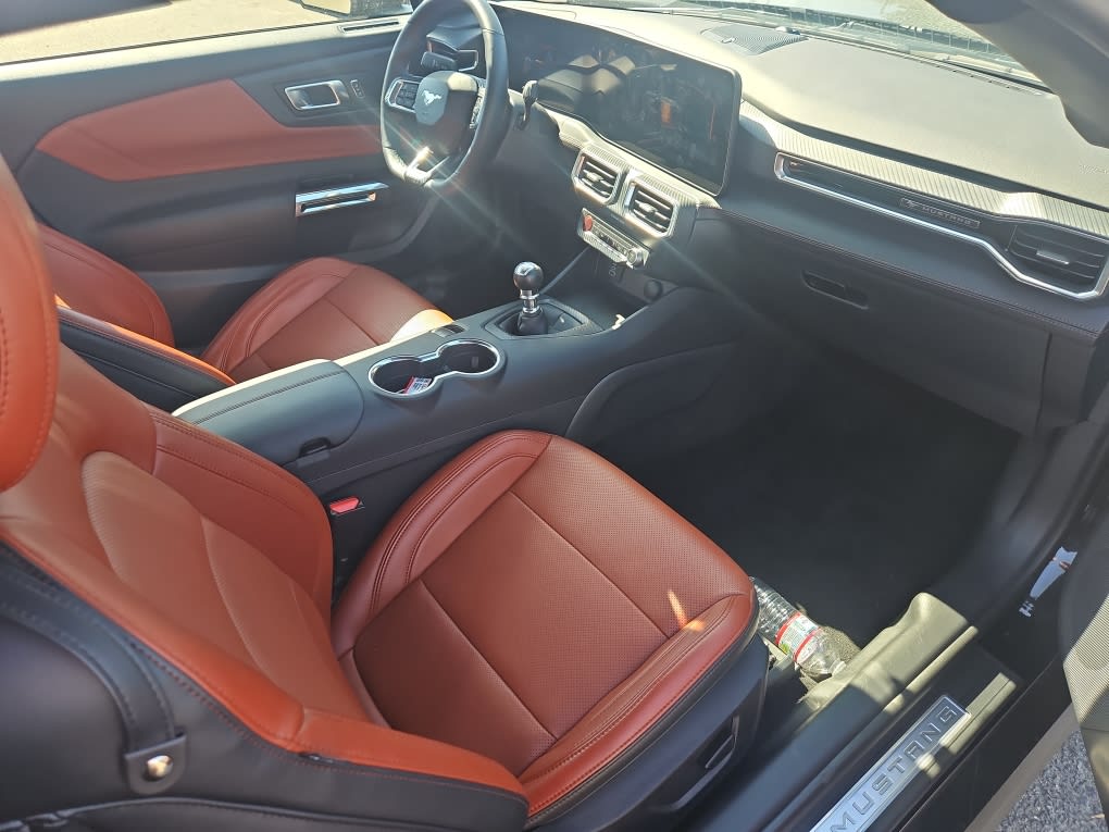 Thumbnail: 2025 Ford Mustang - 10