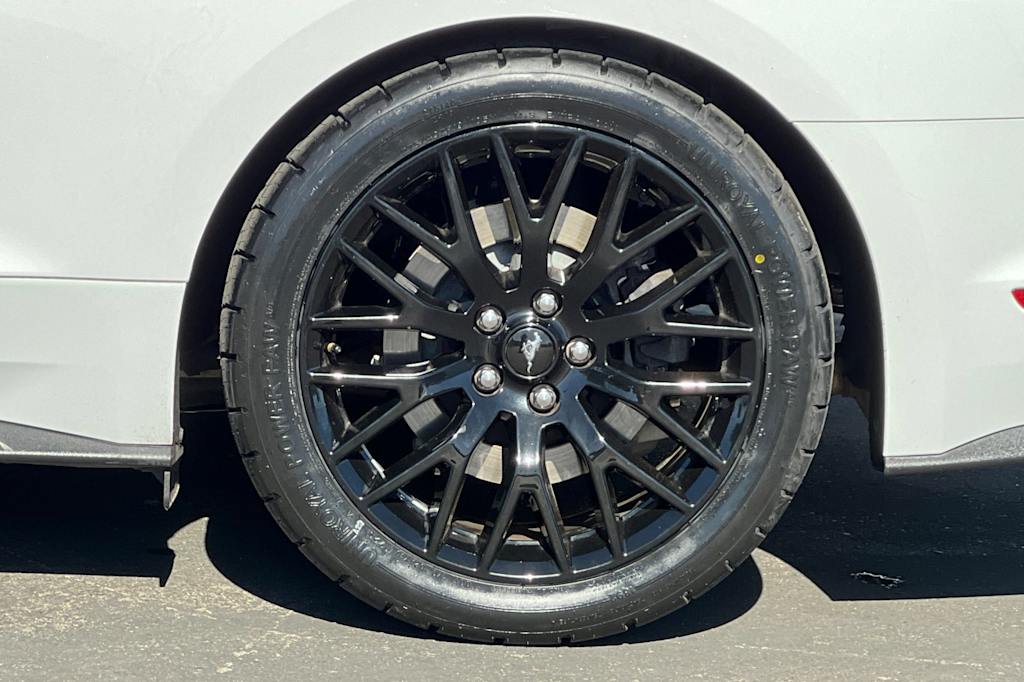 Thumbnail: 2019 Ford Mustang - 8