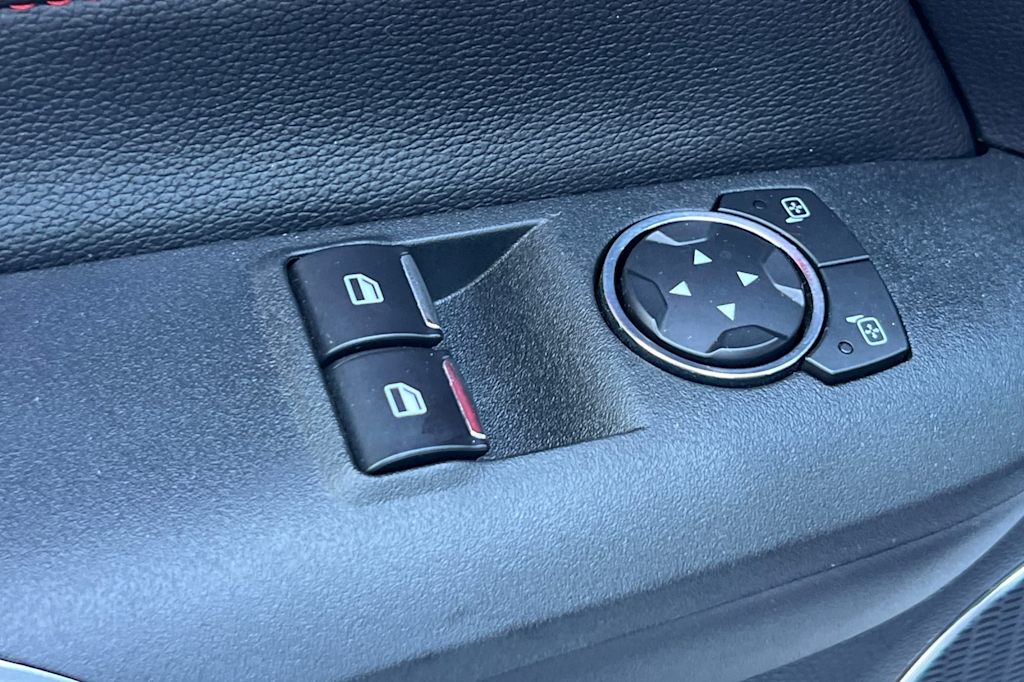 Thumbnail: 2019 Ford Mustang - 22