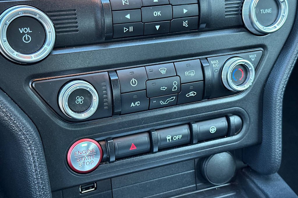 Thumbnail: 2022 Ford Mustang - 24