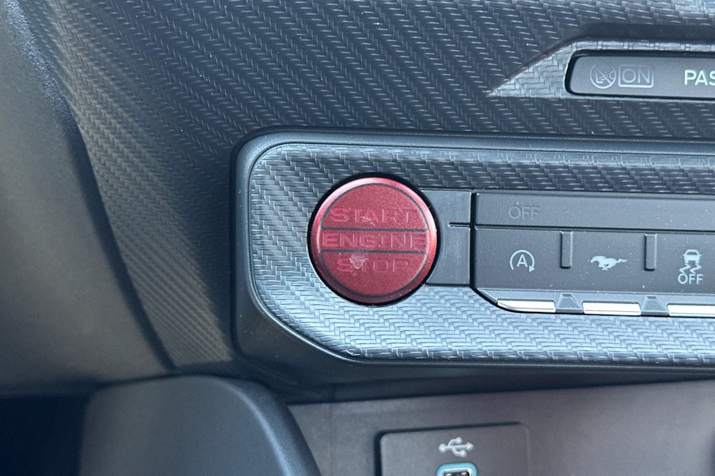 Thumbnail: 2025 Ford Mustang - 25