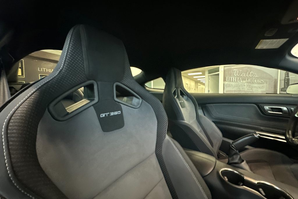 Thumbnail: 2020 Ford Mustang - 8