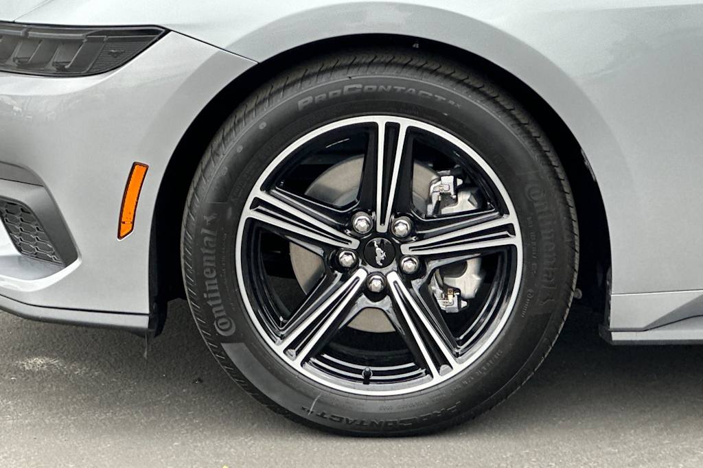 Thumbnail: 2025 Ford Mustang - 8