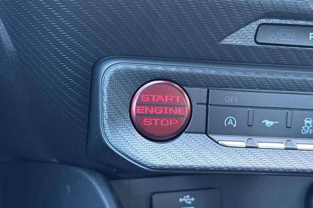 Thumbnail: 2025 Ford Mustang - 25