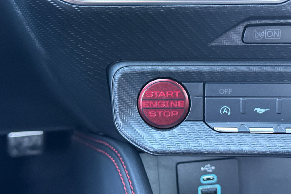 Thumbnail: 2025 Ford Mustang - 25