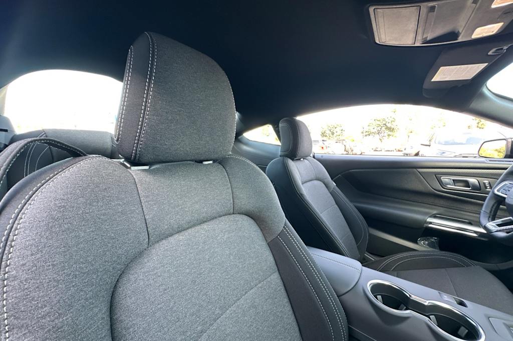 Thumbnail: 2026 Ford Mustang - 10