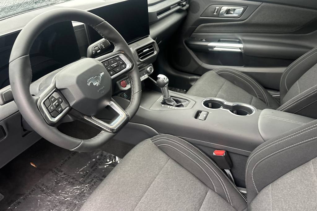 Thumbnail: 2025 Ford Mustang - 9