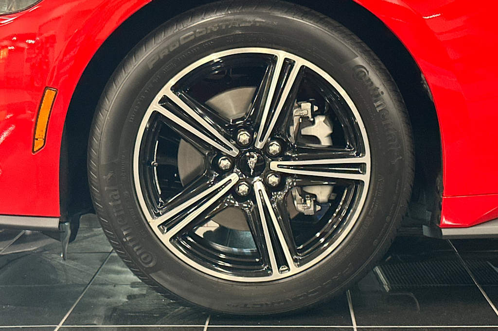 Thumbnail: 2025 Ford Mustang - 8