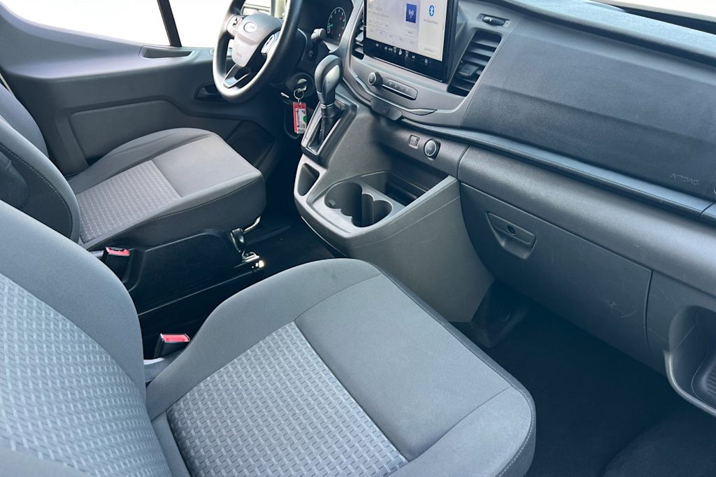 Thumbnail: 2022 Ford Transit Series - 22