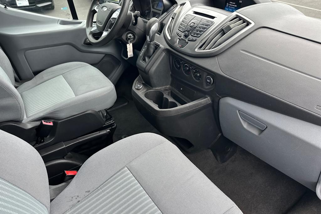 Thumbnail: 2017 Ford Transit Series - 14