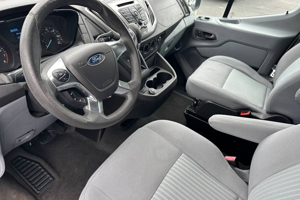 Thumbnail: 2017 Ford Transit Series - 9