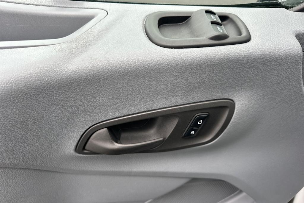 Thumbnail: 2017 Ford Transit Series - 22